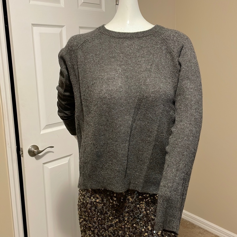 360 Cashmere Grey Open Inverted Pleat Back High Low Knit Sweater Top XS